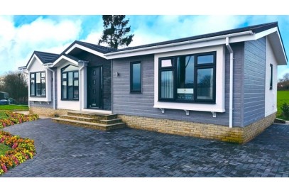 Willerby Delamere 45 x 20 Bungalow available on a Holiday or Fully Residential plot